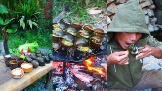 Cooking Snails BBQ on Rock - Eating Snail BBQ with Chili Sauce So Yummy