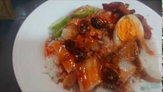 Thai Street Food ข้าวหมูแดงหมูกรอบ อร่อยมาก ราคาถูกเวอร์ Barbecued red pork in sauce with rice