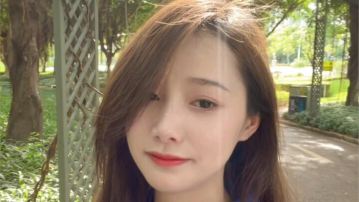 Forget about my cousin; I'm Li kk.