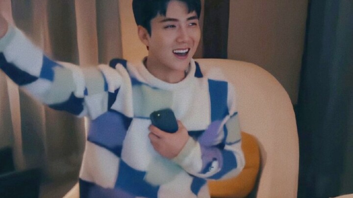 [Sub Indo/Wu Sehun] Vlog Peragaan Busana Dior di Mesir ~ Berganti-ganti antara Bos Tegar dan Si Imut