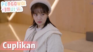 Cute Bodyguard | Cuplikan EP01 Gu Rong Terpesona Pada Jingjing Yang Jago Bela Diri? | WeTV【INDO SUB】