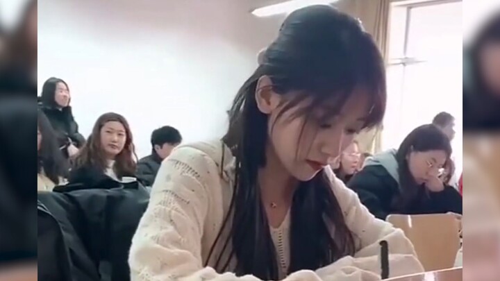 “Cái thích từ cái nhìn đầu tiên sẽ không bao giờ lỗi thời”