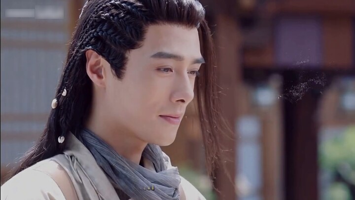 Fang Yilun, the changes on the screen since he started acting, he smiles sweetly and is so handsome 