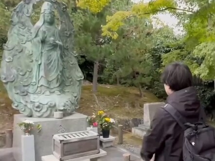 พระพุทธเจ้าในท้องถิ่นไม่ช่วยชาวต่างชาติ