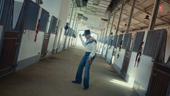 AADAT__Official_Video New hindi Song 2026