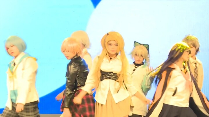 Mind-Blowing! VTubers Take the School Stage for a Group Dance Performance!! [VTuber/En Six Cover Dan