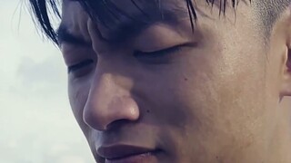 nhóc ơi! Biểu cảm đó của cậu có vấn đề gì vậy! Tôi đang tới đây! ! !