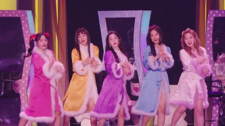Red Velvet's cute pajama show you've never seen before