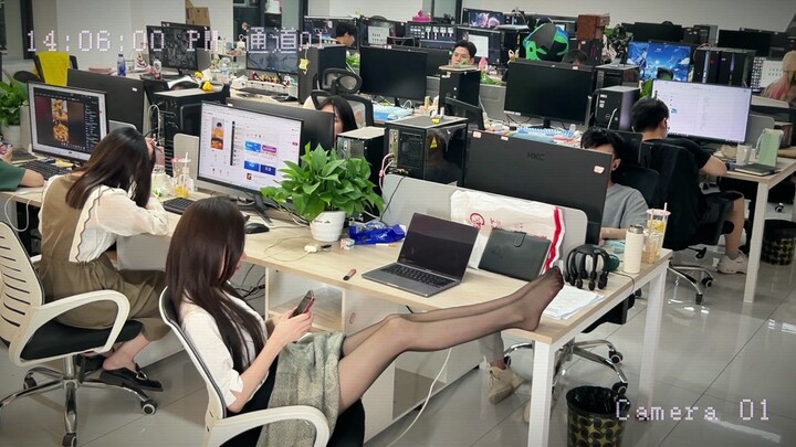 【Thường ngày 03】Mất mặt chết đi được!!! Sếp đăng trong nhóm làm việc