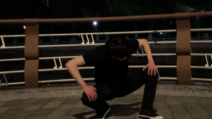 Zhang Yixing's Hublot Krump dance cover