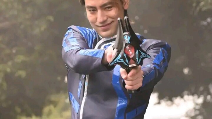 [Thông tin tháng 12 của Dekai] Bao da Dyna về Triga và Dekai hợp tác với Shadow để chiến đấu với quá