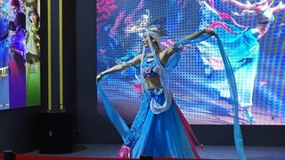 Snow Girl Dance ที่บูธ Guoman Mystery [Silk Version]