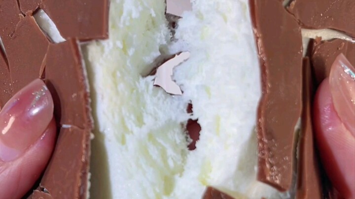 What kind of super-cute, milky ice cream is this?! So icy and refreshing—it’s amazing!