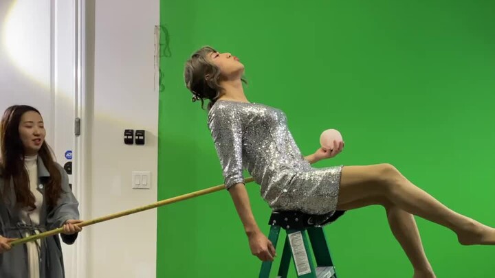 If you have a dream, go after it! The behind-the-scenes of filming is always so awkward haha