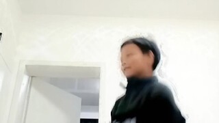 Sekolah, kan? Kamu kehilangan muka.