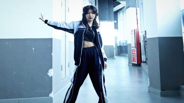 CH4NGE Home Dance Cover | Haha, I actually have two videos this vintage!