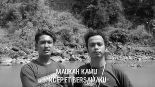 rutinan malam jum'at...🤣