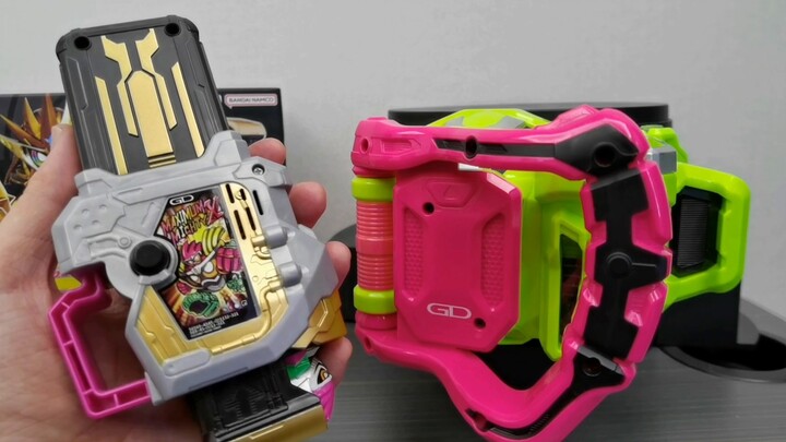 กลัวไก่เหล็ก! Kamen Rider Exaid Invincible Player ออกใหม่ DX Invincible Cassette & Extreme Almighty 