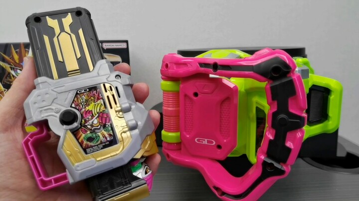 Sợ con gà sắt! Kamen Rider Exaid Invincible Player Phát hành lại DX Invincible Cassette & Bộ Cassett