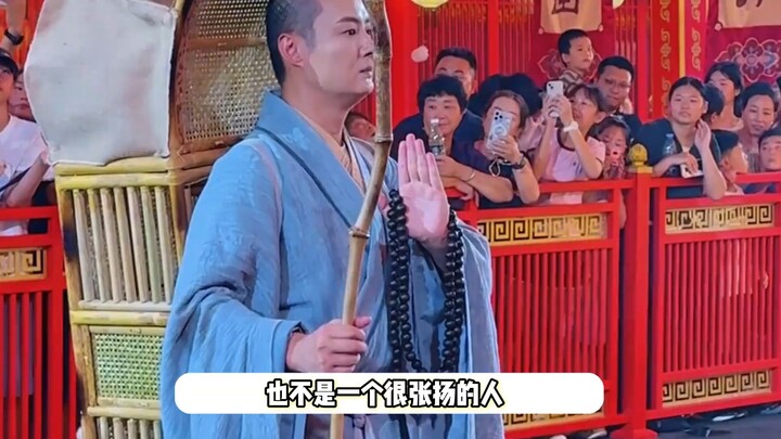 36-year-old actor, out of work, portrays “Xuanzang” at a scenic spot, with an exceptionally accurate