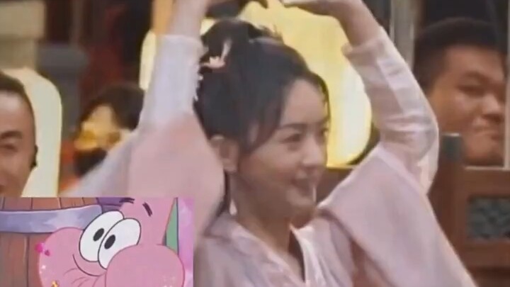 The staff’s looks at Wang Churan and Zhao Liying are just way too real!