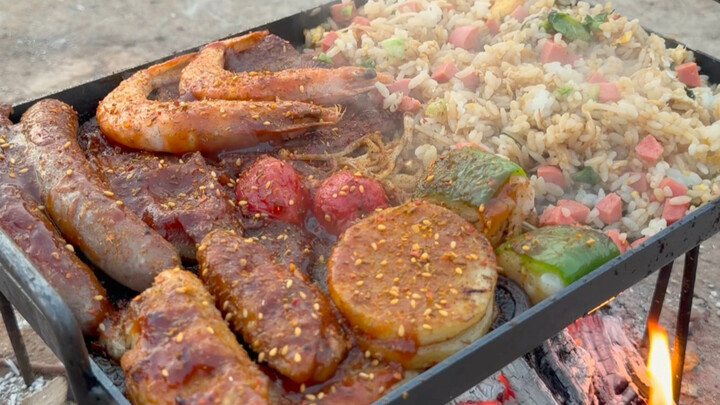 Just grabbing some random teppanyaki fried rice