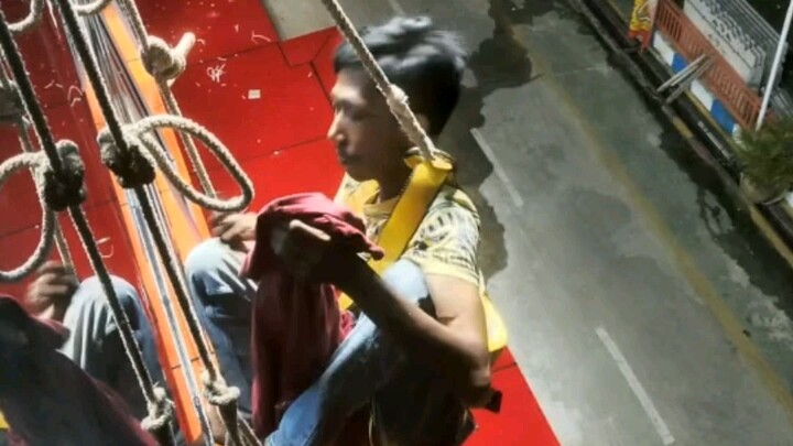 spiderman atau cicak men😂😂