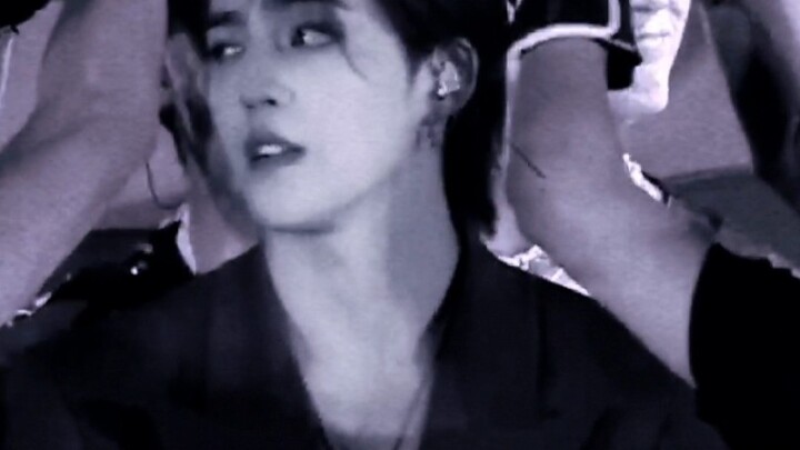 【ชเวซึงชอล】“เดิมทีหน้าตาของผมดูค่อนข้างดุดันนะ”