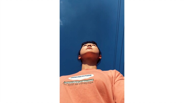 اخرج وتمشّ أكثر!