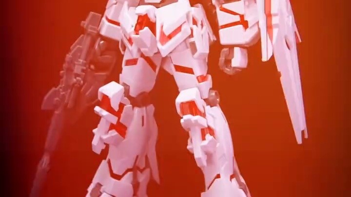The appearance is very good! Be careful when playing with it? Bandai HG Unicorn Destruction Mode