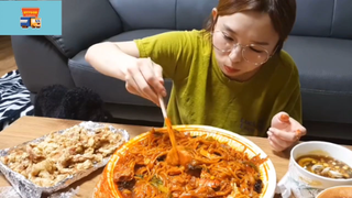 Mukbang mì xào cay #anngon