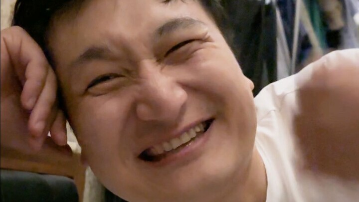 Mình chỉ biết có tí kiến thức thôi mà còn dám khuyên vợ xem Euro à?