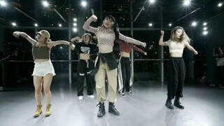 【韩舞翻跳】lisa舞蹈，MONEY美丽翻跳来啦！