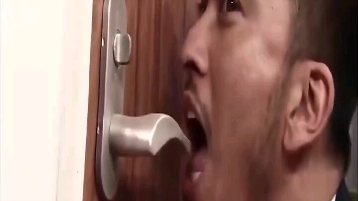 Acara komedi Jepang, sekarang kita masuk ke sesi menebak permen tiruan secara mendalam