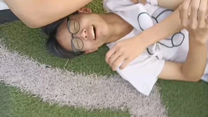 面对不好好跑步的bro，兄弟给出的惩罚是？