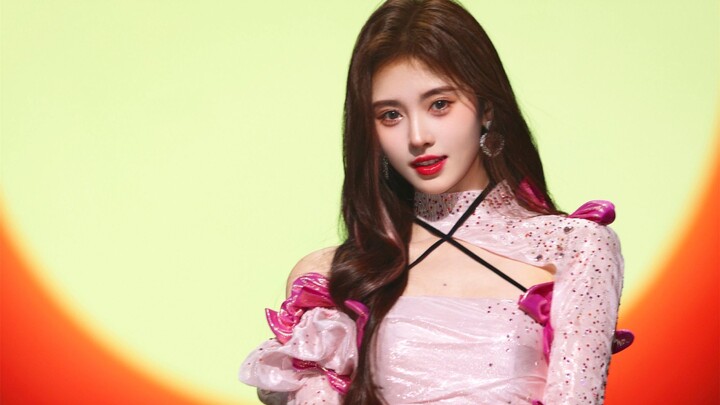 Ju Jingyi's "Be My POI" stage debut