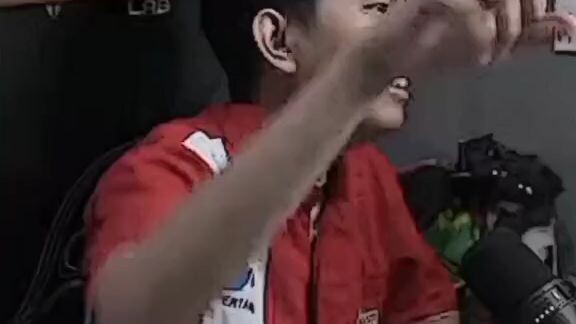 Stop bro awokawok