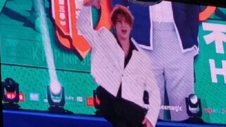 "青春有你3曹宇雪：魅力舞姿演绎EXO新歌Cream Soda"