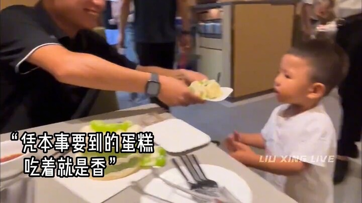 Tôi sẽ luôn được chữa lành bởi những đứa trẻ ngây thơ và dễ thương!