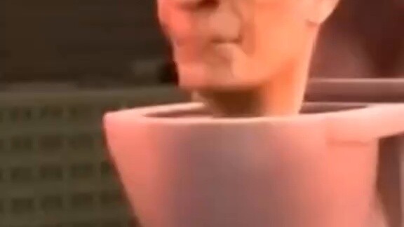 When I show Titan monitoring to friends who have never seen Skibidi Toilet (Part 1)