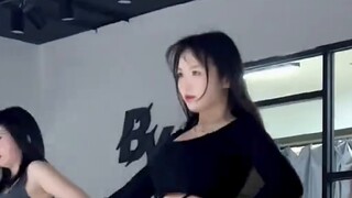 أغنية معركة فريق التاج تبدأ!