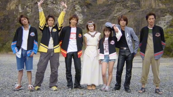 "Hyakujuu Sentai Fangranger" reunites after 23 years.