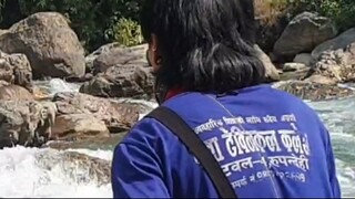 cast netting in Nepal | himalayan trout fishing with handmade cast net |