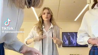 Tiktok高中生毛妹
