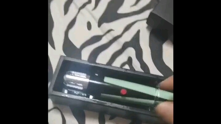The new flashlight I bought ended up collapsing my house.