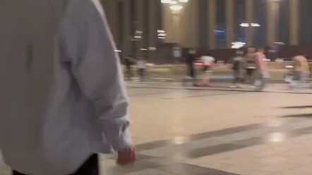 مئة عام من التقوى لنتشارك نفس الرحلة البحرية.