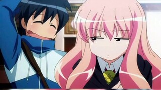 Anime dengan beberapa protagonis laki-laki yang sangat kuat namun berpura-pura lemah