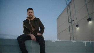 Andy Grammer - "Don't Give Up On Me"eet