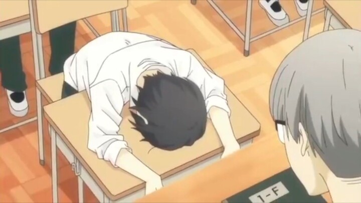 Ketika lu malas duduk paling depan🗿