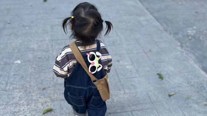 Shocking! What did the two-year-old say when calling his dad?